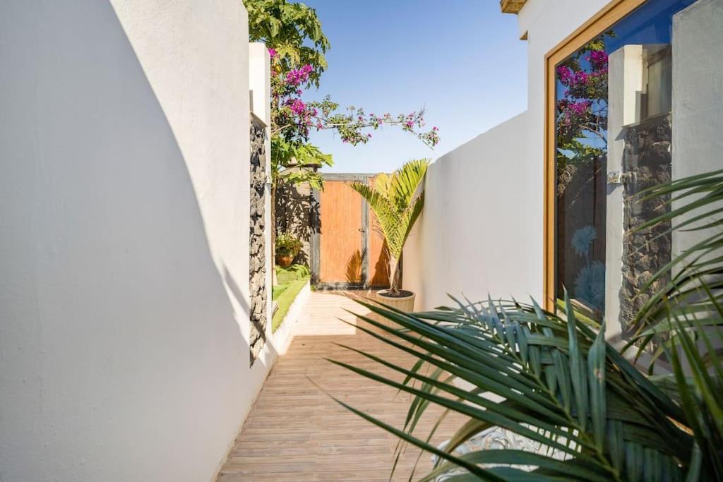 Villa La Isla By Rentaholidayslanzarote Playa Blanca  Zewnętrze zdjęcie